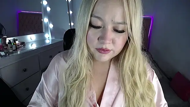 Snapshot of Celeste__sweetx chatting on 5, 11, 2025 Celeste sweetx online show from 5, 11, 2025