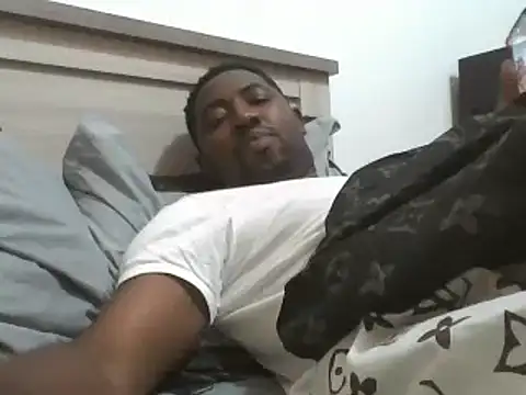 Snapshot of Tonton1988 chatting on 25, 2, 2025 Tonton1988 online show from 25, 2, 2025