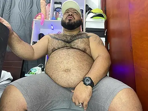 Snapshot of Latino_bigcock chatting on 4, 2, 2025 Latino bigcock online show from 4, 2, 2025