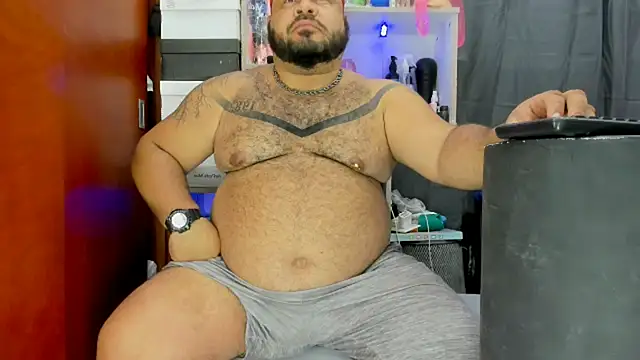 Snapshot of Latino_bigcock chatting on 21, 2, 2025 Latino bigcock online show from 21, 2, 2025