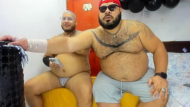 Snapshot of Latino_bigcock chatting on 6, 11, 2025 Latino bigcock online show from 6, 11, 2025