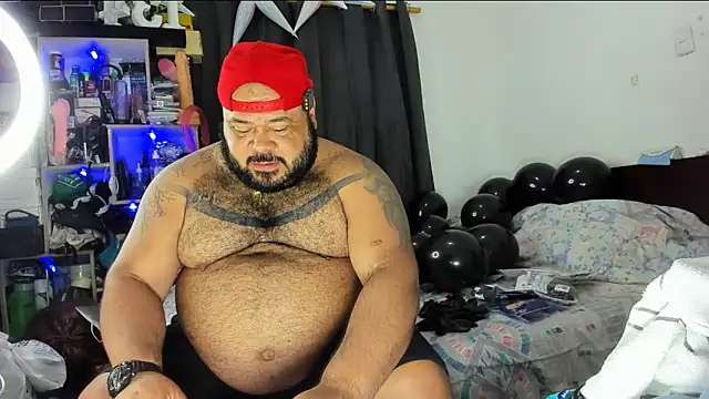 Snapshot of Latino_bigcock chatting on 13, 6, 2026 Latino bigcock online show from 13, 6, 2026