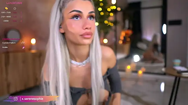 Snapshot of Serene_Sophiex chatting on 11, 11, 2025 Serene Sophiex online show from 11, 11, 2025