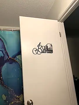 Snapshot of SweetHoneyBunz chatting on 16, 12, 2025 SweetHoneyBunz online show from 16, 12, 2025