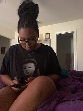 SweetHoneyBunz online show from 13, 1, 2026