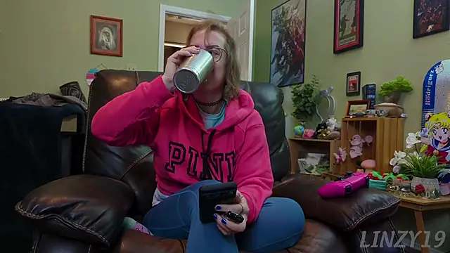 Snapshot of Linzy_19 chatting on 23, 1, 2025 Linzy 19 online show from 23, 1, 2025