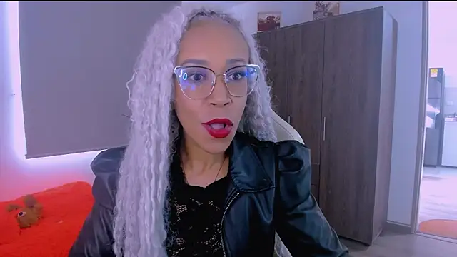 Snapshot of ScarlettMalbec chatting on 6, 8, 2026 ScarlettMalbec online show from 6, 8, 2026