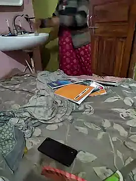 Snapshot of COUPLLE_VILLAGE chatting on 28, 12, 2024 COUPLLE VILLAGE online show from 28, 12, 2024