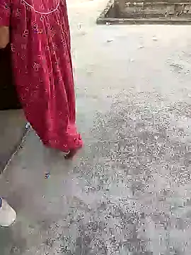 Snapshot of COUPLLE_VILLAGE chatting on 4, 2, 2025 COUPLLE VILLAGE online show from 4, 2, 2025