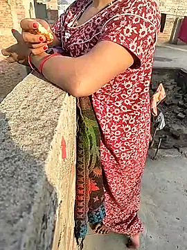 Snapshot of COUPLLE_VILLAGE chatting on 15, 2, 2025 COUPLLE VILLAGE online show from 15, 2, 2025