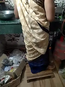 Snapshot of COUPLLE_VILLAGE chatting on 22, 2, 2025 COUPLLE VILLAGE online show from 22, 2, 2025