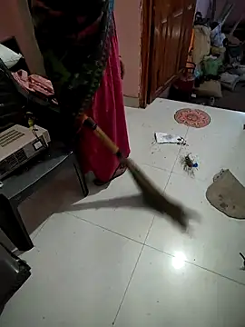 Snapshot of COUPLLE_VILLAGE chatting on 23, 2, 2025 COUPLLE VILLAGE online show from 23, 2, 2025