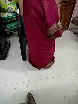 Snapshot of COUPLLE_VILLAGE chatting on 27, 2, 2025 COUPLLE VILLAGE online show from 27, 2, 2025