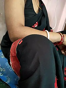 Snapshot of COUPLLE_VILLAGE chatting on 22, 3, 2025 COUPLLE VILLAGE online show from 22, 3, 2025