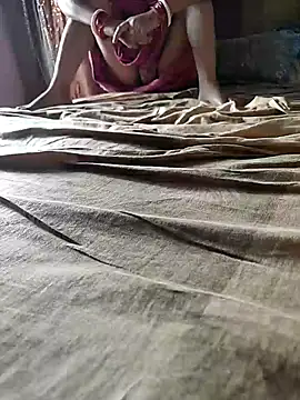 Snapshot of COUPLLE_VILLAGE chatting on 17, 9, 2025 COUPLLE VILLAGE online show from 17, 9, 2025