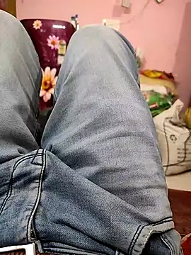 COUPLLE VILLAGE online show from 12, 2, 2026