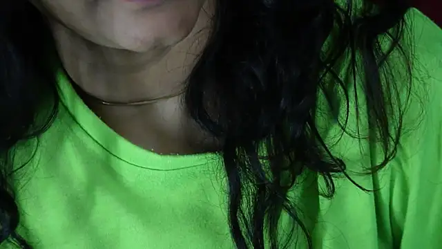 -AyeshaSinghania- online show from 18, 2, 2025