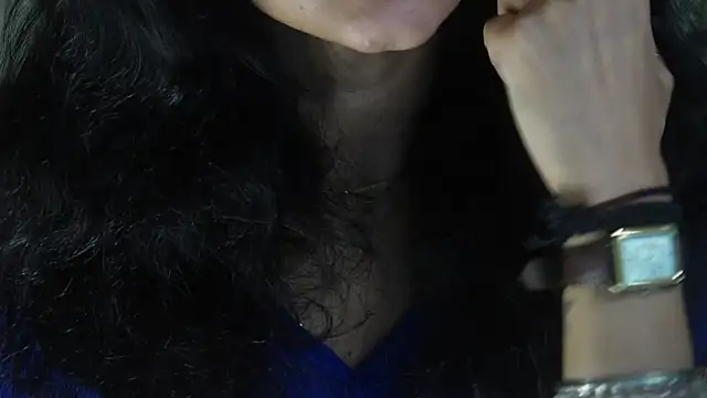 -AyeshaSinghania- online show from 22, 9, 2025