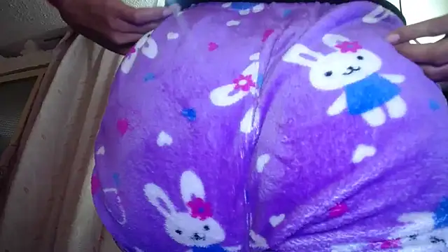 Snapshot of daleska_ayala_1 chatting on 26, 1, 2025 daleska ayala 1 online show from 26, 1, 2025