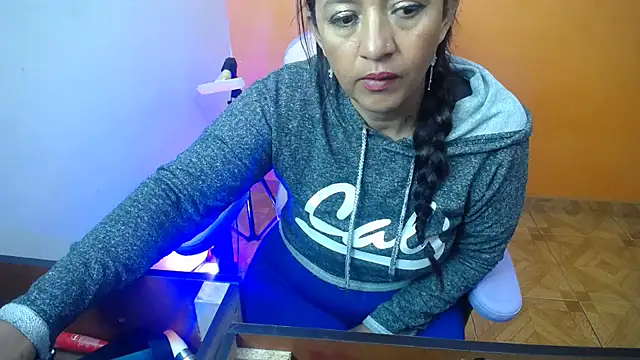 Snapshot of daleska_ayala_1 chatting on 27, 1, 2025 daleska ayala 1 online show from 27, 1, 2025