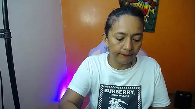 Snapshot of daleska_ayala_1 chatting on 1, 2, 2025 daleska ayala 1 online show from 1, 2, 2025