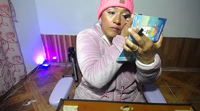 Snapshot of daleska_ayala_1 chatting on 13, 3, 2025 daleska ayala 1 online show from 13, 3, 2025