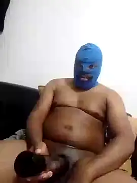 Snapshot of Yardie_bone chatting on 11, 11, 2025 Yardie bone online show from 11, 11, 2025