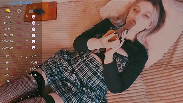 Snapshot of yoursugarbabe chatting on 27, 1, 2025 yoursugarbabe online show from 27, 1, 2025