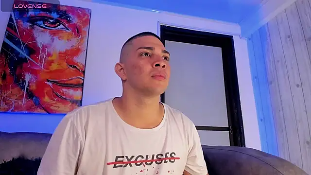 Snapshot of JUANDIAMONDS98 chatting on 7, 2, 2025 JUANDIAMONDS98 online show from 7, 2, 2025