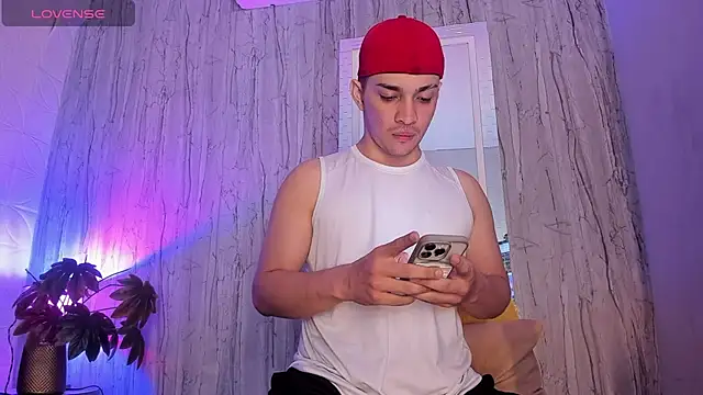 Snapshot of JUANDIAMONDS98 chatting on 23, 10, 2025 JUANDIAMONDS98 online show from 23, 10, 2025