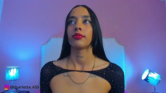 charlotte kisss online show from 4, 1, 2025