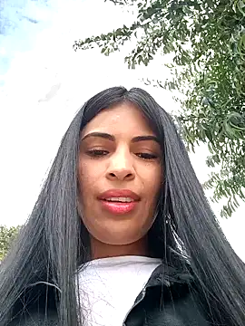 Snapshot of Astrid-- chatting on 2, 1, 2025 Astrid-- online show from 2, 1, 2025