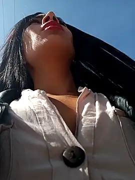 Snapshot of Astrid-- chatting on 13, 1, 2025 Astrid-- online show from 13, 1, 2025