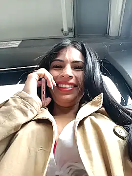 Snapshot of Astrid-- chatting on 17, 1, 2025 Astrid-- online show from 17, 1, 2025