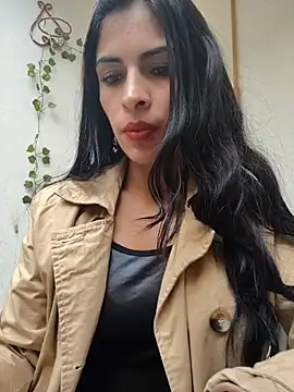 Snapshot of Astrid-- chatting on 5, 3, 2025 Astrid-- online show from 5, 3, 2025