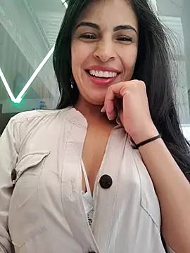 Snapshot of Astrid-- chatting on 17, 10, 2025 Astrid-- online show from 17, 10, 2025