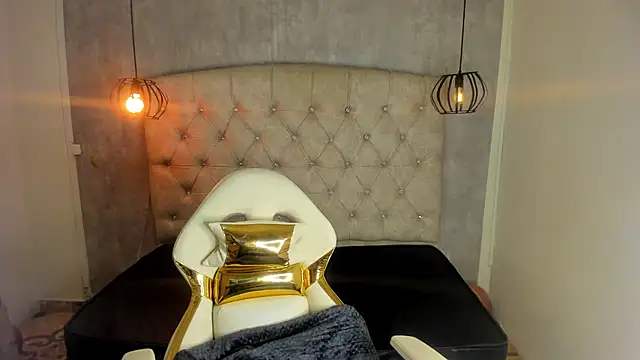 Snapshot of Alice_Laurentt chatting on 27, 2, 2025 Alice Laurentt online show from 27, 2, 2025