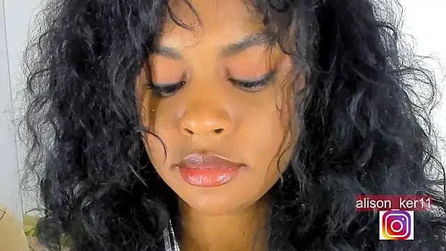 Snapshot of alison-ker3 chatting on 4, 2, 2025 alison-ker3 online show from 4, 2, 2025