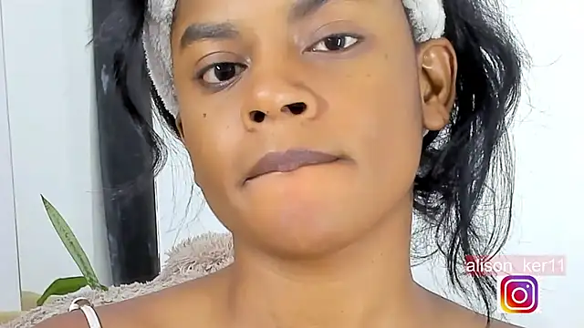 Snapshot of alison-ker3 chatting on 14, 2, 2025 alison-ker3 online show from 14, 2, 2025