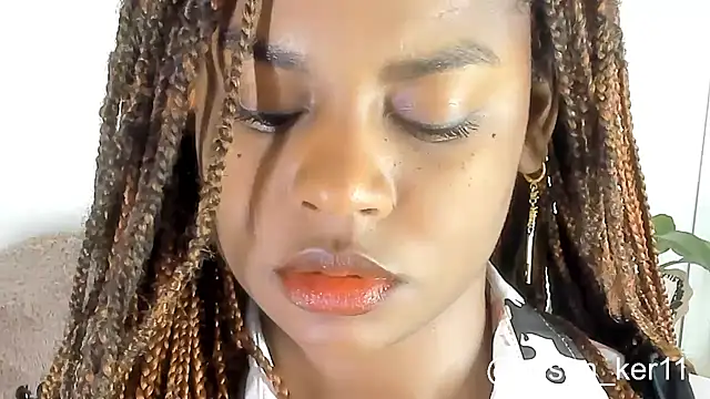 Snapshot of alison-ker3 chatting on 1, 10, 2025 alison-ker3 online show from 1, 10, 2025