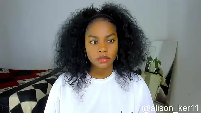 Snapshot of alison-ker3 chatting on 25, 10, 2025 alison-ker3 online show from 25, 10, 2025