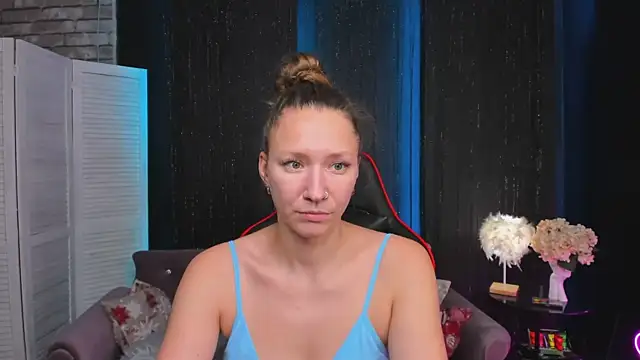 SarahCoksss online show from 25, 11, 2025