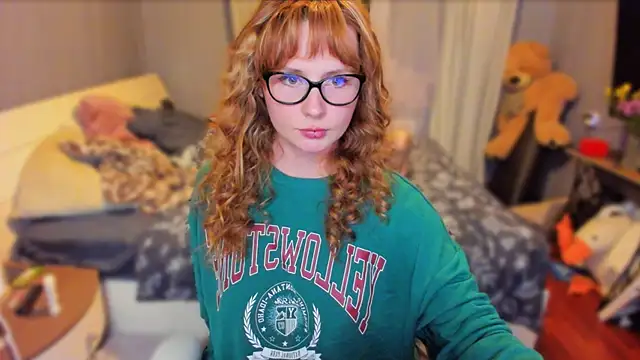 Snapshot of KlementinaBbG chatting on 3, 10, 2025 KlementinaBbG online show from 3, 10, 2025