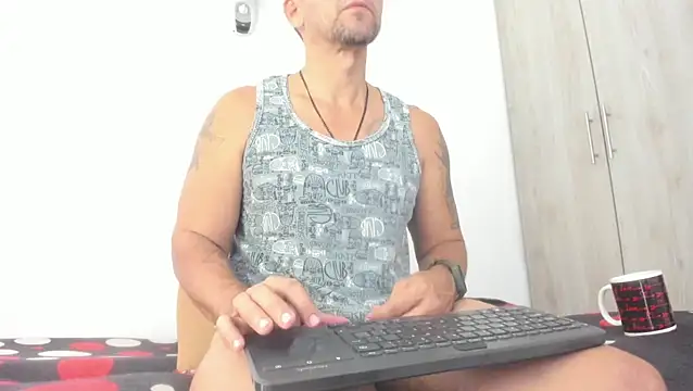 Snapshot of JULESLAKES chatting on 25, 3, 2026 JULESLAKES online show from 25, 3, 2026