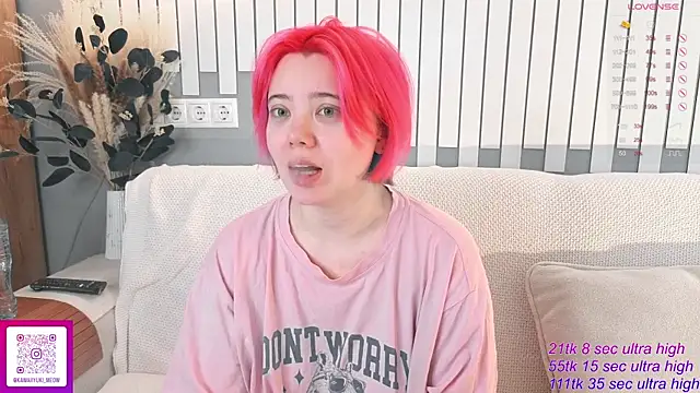 Snapshot of __KawaiiYuki__ chatting on 10, 11, 2025 KawaiiYuki online show from 10, 11, 2025