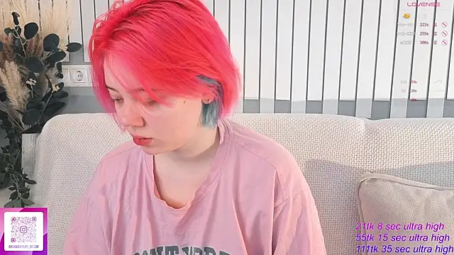 Snapshot of __KawaiiYuki__ chatting on 15, 11, 2025 KawaiiYuki online show from 15, 11, 2025