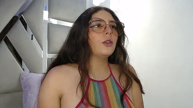 Snapshot of Paola_Lyon_ chatting on 14, 1, 2025 Paola Lyon online show from 14, 1, 2025