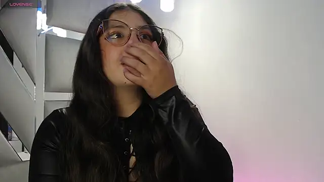 Snapshot of Paola_Lyon_ chatting on 19, 3, 2025 Paola Lyon online show from 19, 3, 2025