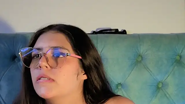Snapshot of Paola_Lyon_ chatting on 27, 9, 2025 Paola Lyon online show from 27, 9, 2025