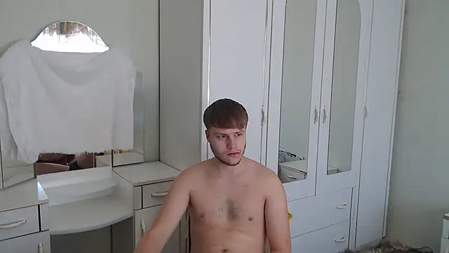 Snapshot of Zoro1999 chatting on 16, 1, 2025 Zoro1999 online show from 16, 1, 2025